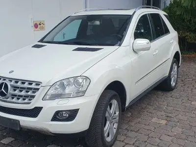 Gebraucht Mercedes ML280 190 PS (139 kW) 2008 Weiß SUV