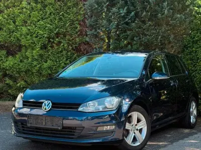 Gebraucht VW Golf VII Trendline 86 PS (63 kW) 2013 Blau Limousine