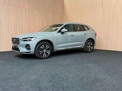 Gebraucht Volvo XC60 Plus 349 PS (256 kW) 2023 Grau SUV