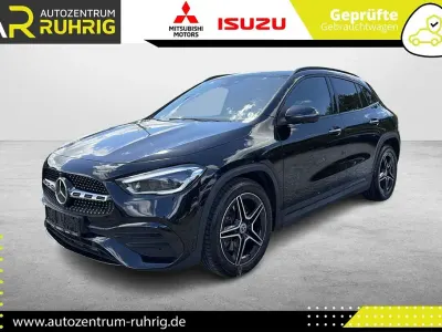 Gebraucht Mercedes GLA200 AMG line 163 PS (119 kW) 2022 Schwarz SUV