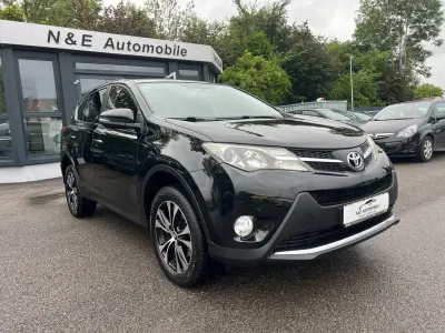 Gebraucht Toyota RAV4 Life 150 PS (110 kW) 2014 Schwarz SUV