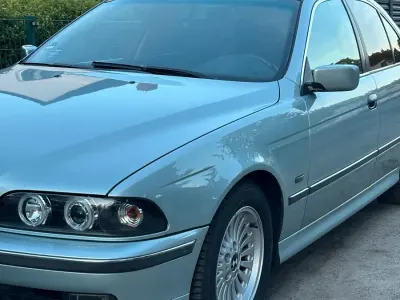 Gebraucht BMW 523 170 PS (125 kW) 1996 Silber Limousine