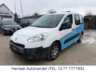 Gebraucht Peugeot Partner Comfort 98 PS (72 kW) 2013 Weiß Van / Kleinbus