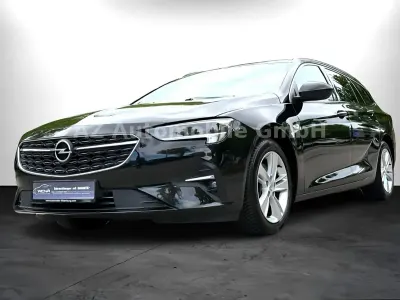 Używany Opel Insignia Elegance 122 KM (89 kW) 2021 Czarny Kombi