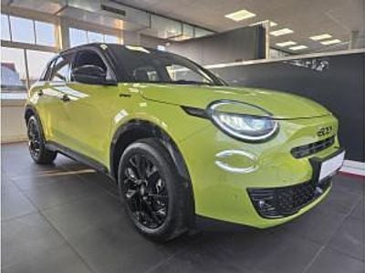 Neu Fiat 600E Sport 114 kW (156 PS) 2026 Grün (acid green / dach schwarz) SUV
