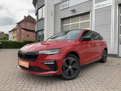 Gebraucht Skoda Scala Monte Carlo 150 PS (110 kW) 2024 Velvetrot metallic (metallic) Kleinwagen