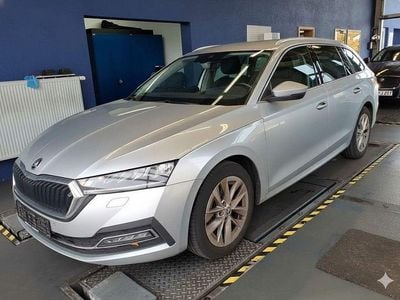 Silber Gebraucht 2020 Skoda Octavia First Edition Kombi | 13.999 € (Guter Preis)