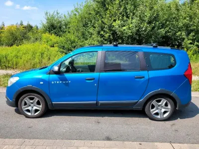Gebraucht Dacia Lodgy 102 PS (75 kW) 2019 Blau Van / Kleinbus
