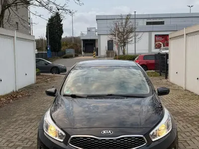 Brugt Kia Ceed DREAM-TEAM Edition 101 HK (74 kW) 2018 Sort Hatchback