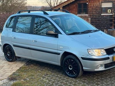 Usado Hyundai Matrix 103 HP (75 kW) 2007 Prateado Monovolume