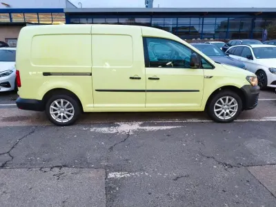 Gebraucht VW Caddy Maxi 105 PS (77 kW) 2016 Grün Van / Kleinbus