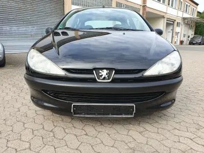 Occasion Peugeot 206 Filou 75 PK (55 kW) 2004 Zwart Sedan