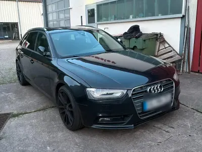 Gebraucht Audi A4 211 PS (155 kW) 2012 Schwarz Kombi