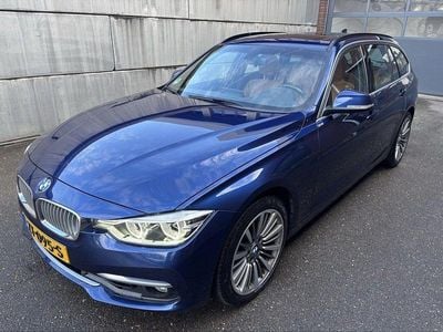 Second-hand BMW 320 Executive 184 CP (135 kW) 2019 Albastru Berlinǎ