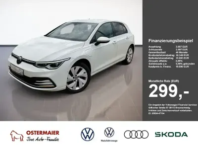Gebraucht VW Golf VIII Style 204 PS (150 kW) 2021 Pure white Limousine