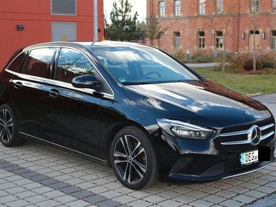 Mercedes B220