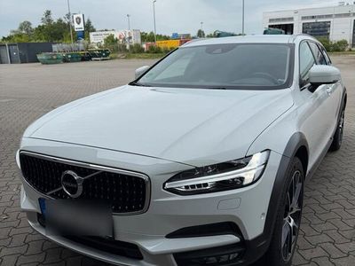 Volvo V90 CC