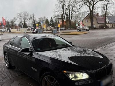 Gebraucht BMW 730 258 PS (189 kW) 2025 Blau Limousine