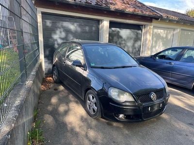Second-hand VW Polo Comfortline 101 CP (74 kW) 2007 Negru Hatchback