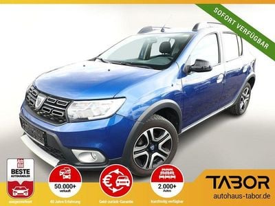 Gebraucht Dacia Sandero Celebration 90 PS (66 kW) 2020 Blau metallic Kleinwagen