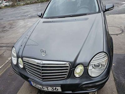Mercedes E320