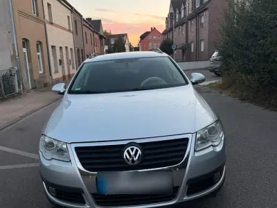 Gebraucht VW Passat 140 PS (102 kW) 2011 Grau Kombi