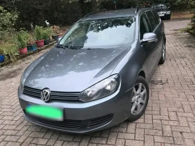 Gebraucht VW Golf VI 105 PS (77 kW) 2010 Silber Kombi