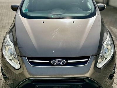 Gebraucht Ford C-MAX Titanium 125 PS (91 kW) 2013 Braun Van / Kleinbus