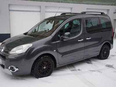Gebraucht Citroën Berlingo Tendance 114 PS (83 kW) 2014 Schwarz Van / Kleinbus