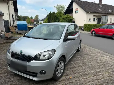 Gebraucht Skoda Citigo Ambition 60 PS (44 kW) 2012 Silber Kleinwagen