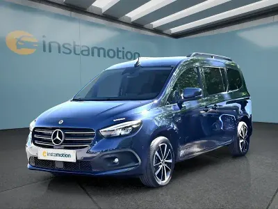 Gebraucht Mercedes T180 131 PS (96 kW) 2026 Blau Van / Kleinbus