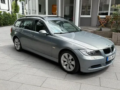 Gebraucht BMW 318 143 PS (105 kW) 2007 Blau Kombi