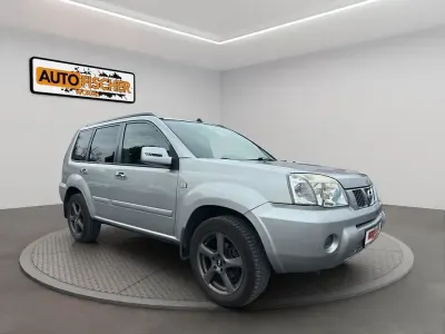 Usata Nissan X-Trail Comfort 165 CV (121 kW) 2004 Argento SUV