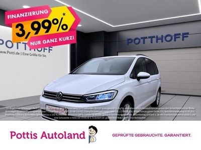 Weiss Gebraucht 2022 VW Touran Comfortline Van / Kleinbus | 22.177 € (Guter Preis)