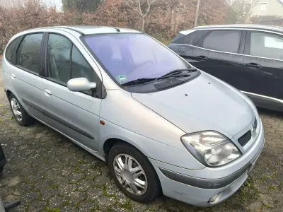 Gebraucht Renault Scénic Expression 139 PS (102 kW) 2002 Grau Van / Kleinbus