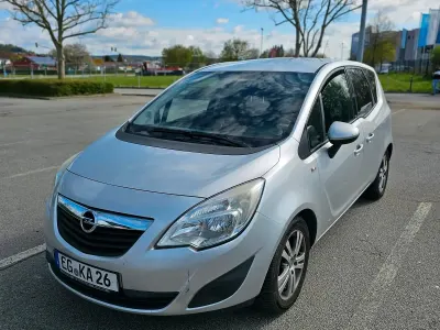 Gebraucht Opel Meriva 120 PS (88 kW) 2010 Silber Van / Kleinbus