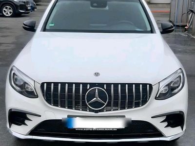 Weiß Gebraucht 2018 Mercedes GLC250 AMG SUV | 27.755 € (Fairer Preis)