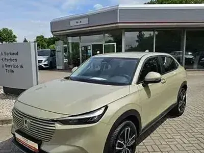 Gebraucht Honda HR-V Elegance 131 PS (96 kW) 2023 Sand khaki pearl SUV