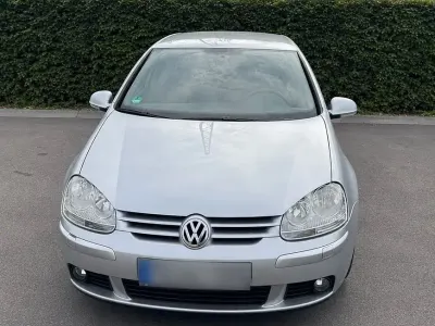 Gebraucht VW Golf IV Trendline 105 PS (77 kW) 2004 Silber Limousine