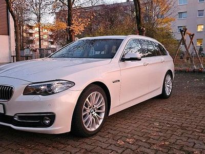Gebraucht BMW 520 Luxury Line 190 PS (139 kW) 2015 Weiß Kombi