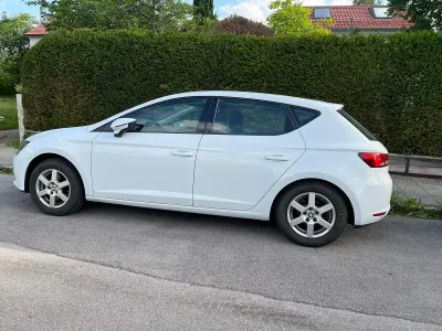 Gebraucht Seat Leon Style 105 PS (77 kW) 2015 Weiß Limousine
