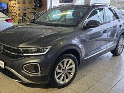 Gebraucht VW T-Roc Style 150 PS (110 kW) 2024 Indiumgrau metallic SUV