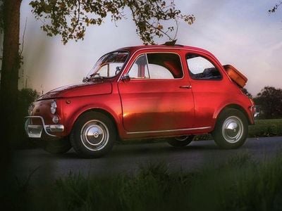 Second-hand Fiat 500L 24 CP (17 kW) 1972 Roșu