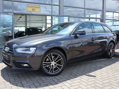 Grau Gebraucht 2012 Audi A4 Ambiente Kombi | 7.690 € (Fairer Preis)