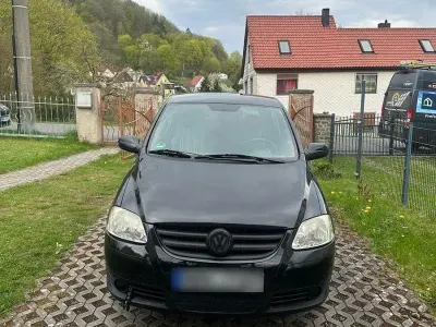 Używany VW Fox 75 KM (55 kW) 2007 Czarny Hatchback