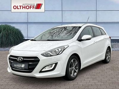 Gebraucht Hyundai i30 Edition 135 PS (99 kW) 2015 Weiß Kombi