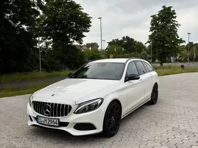 Gebraucht Mercedes C180 156 PS (114 kW) 2016 Weiß Kombi
