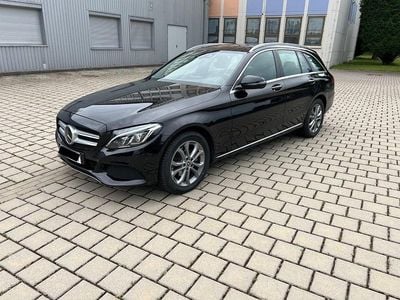 Gebraucht Mercedes C220 Avantgarde 170 PS (125 kW) 2017 Schwarz Kombi