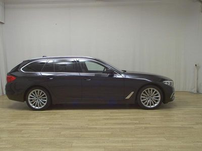 Gebraucht BMW 530 Luxury Line 265 PS (194 kW) 2019 Schwarz Kombi