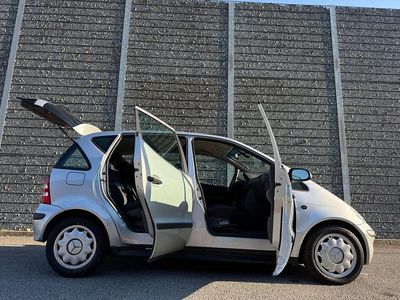 Usata Mercedes A160 Classic 111 CV (81 kW) 2003 Grigio Berlina